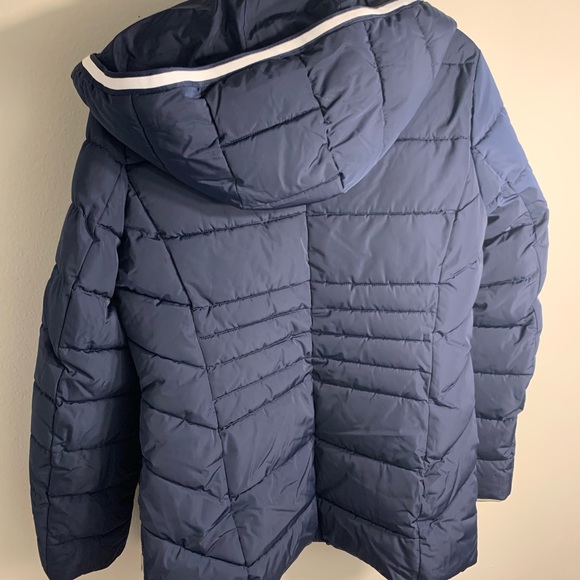 Tommy Hilfiger winter jacket ! - Picture 2 of 2